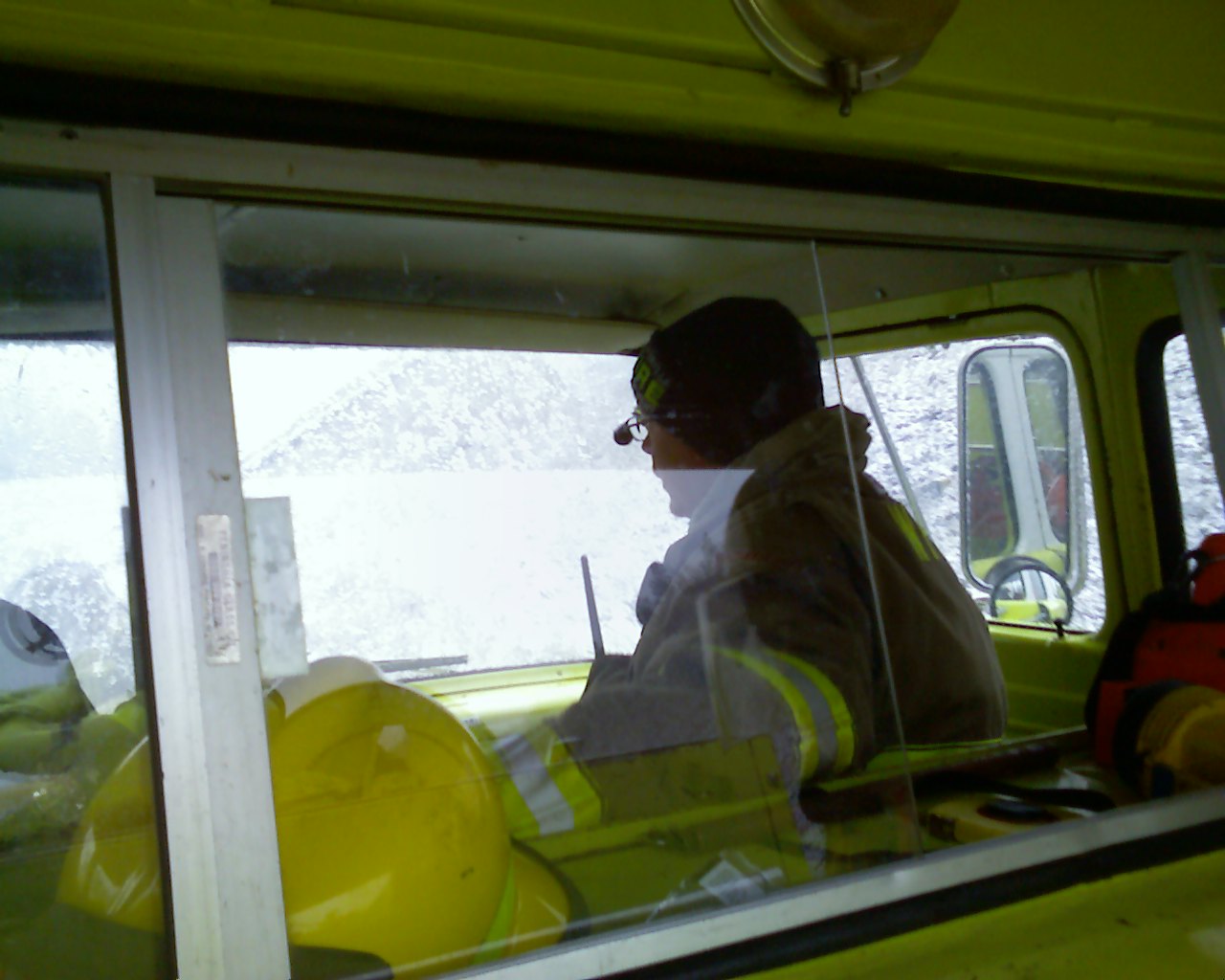 loading Gallery/Action/Snow 29dec09/fullsize/091229 012.jpg... or select a thumbnail